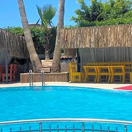 Hotell Meryam Deluxe 3*